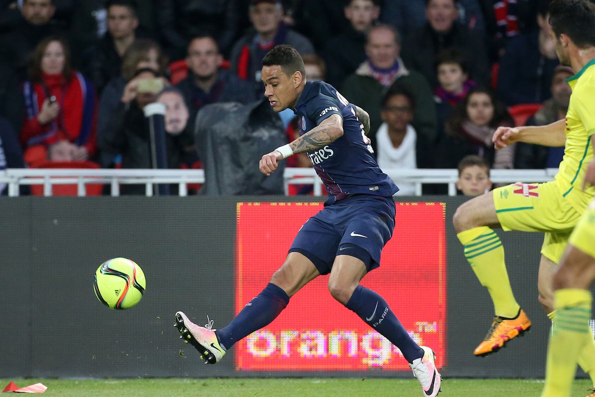 Paris Saint-Germain v FC Nantes - Ligue 1