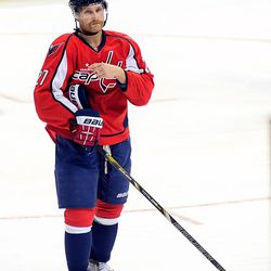 Alzner at Stop in Play