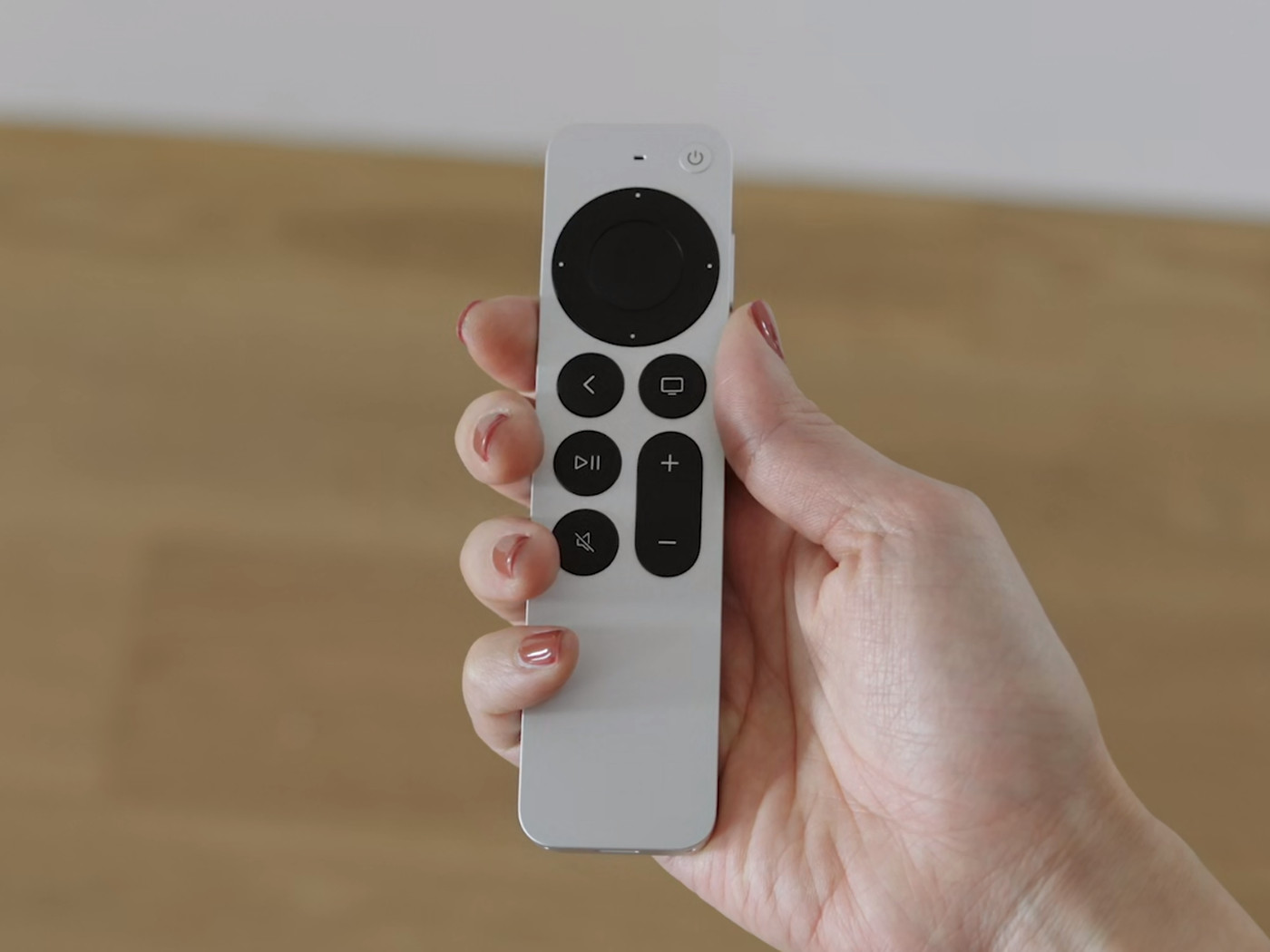 Apple S New 60 Siri Remote Can Be Used With Older Apple Tvs The Verge