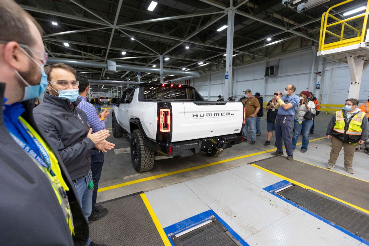 GM starts delivering electric Hummer pickup trucks to customers