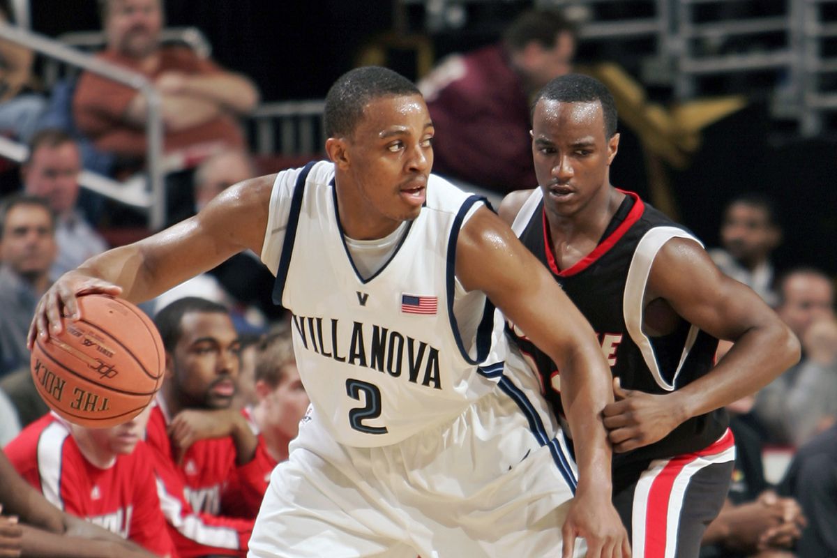 NCAA Men's Basketball - Louisville vs Villanova - January 30, 2006