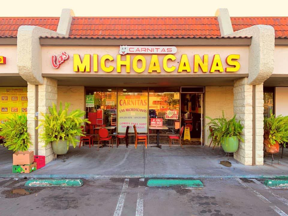 Store front for Carnitas Las Michoacanas