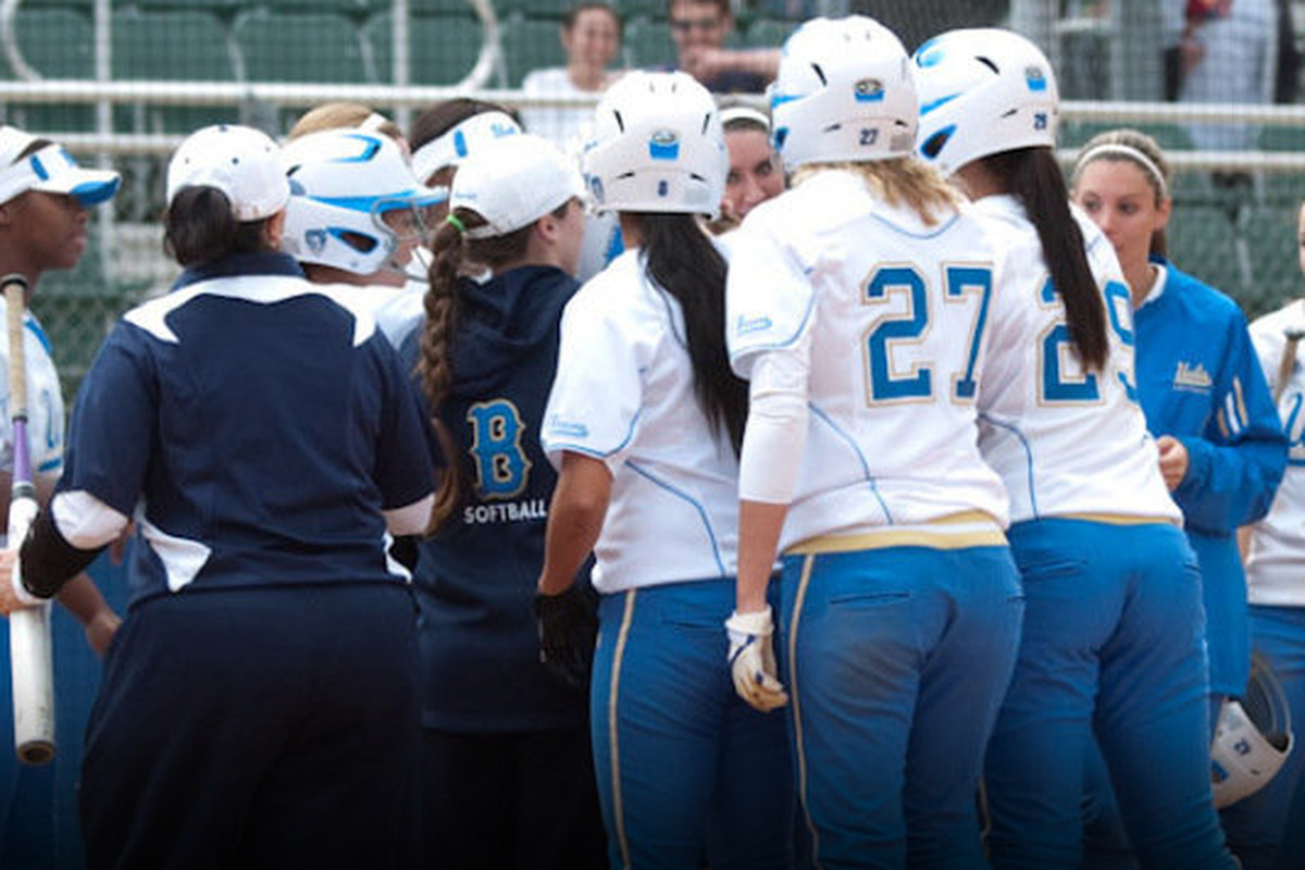 The softball team has a rough road to a second consecutive national title (Photo Credit: Official Site)