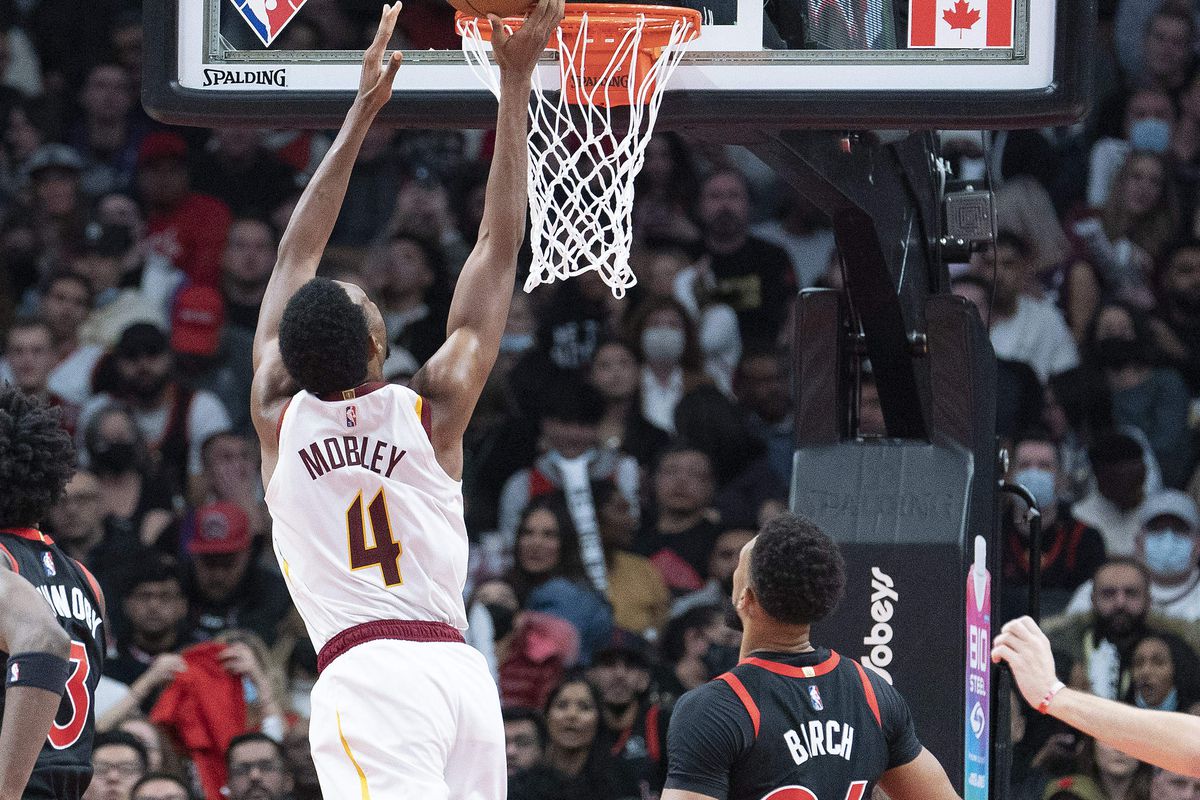 NBA: Cleveland Cavaliers at Toronto Raptors