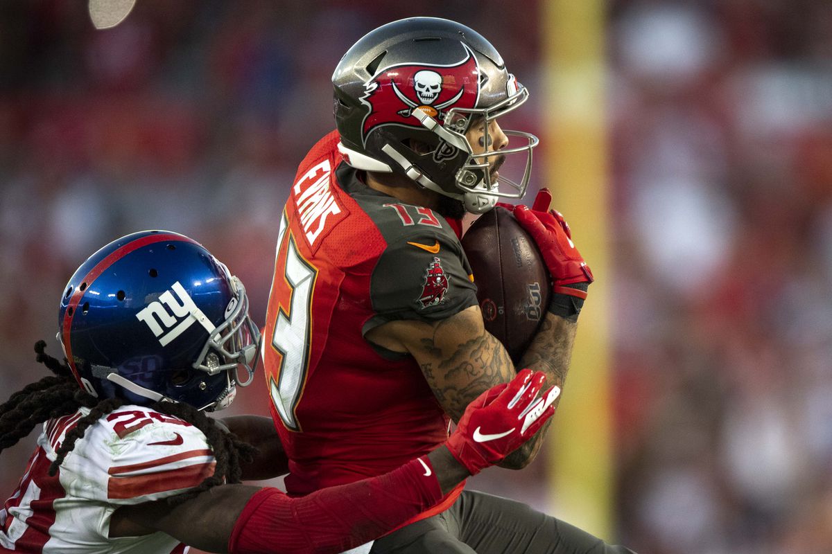 Tampa Bay Buccaneers wide receiver Mike Evans makes a reception against New York Giants cornerback Janoris Jenkins during the fourth quarter at Raymond James Stadium.