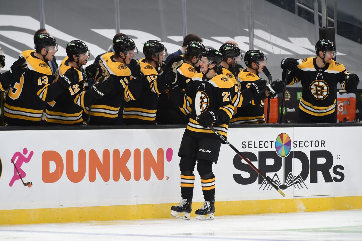 Phildelphia Flyers v Boston Bruins