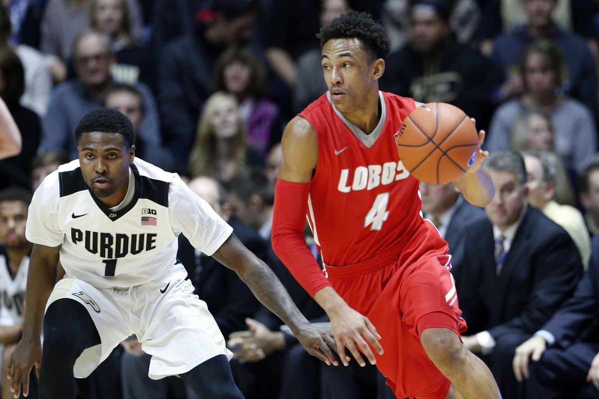 Elijah Brown led the Lobos with 21 points in a losing effort.