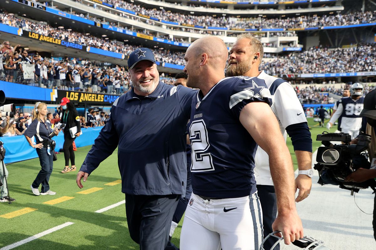 Dallas Cowboys win on last-second field goal against Chargers