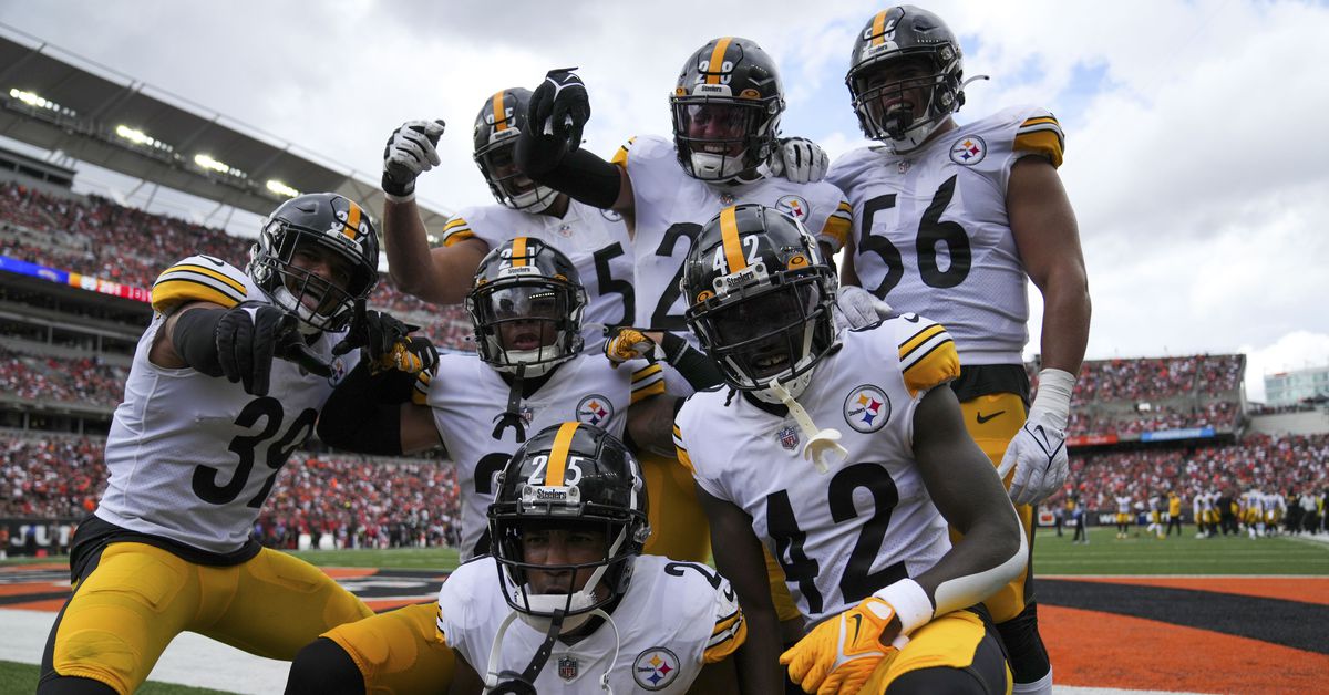 Who gets the BTSC game ball in the Steelers Week 1 win over the Bills?