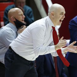 Utah Utes head coach Craig Smith shouts instructions to his team in Salt Lake City on Thursday, Jan. 6, 2022.