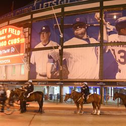 9:25 p.m. CPD mounted patrol and bicycle patrol arrive in front of the ballpark - 
