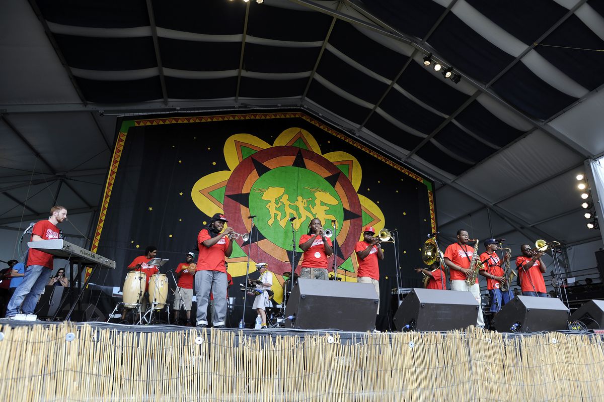 2012 New Orleans Jazz &amp; Heritage Festival Presented By Shell - Day 4