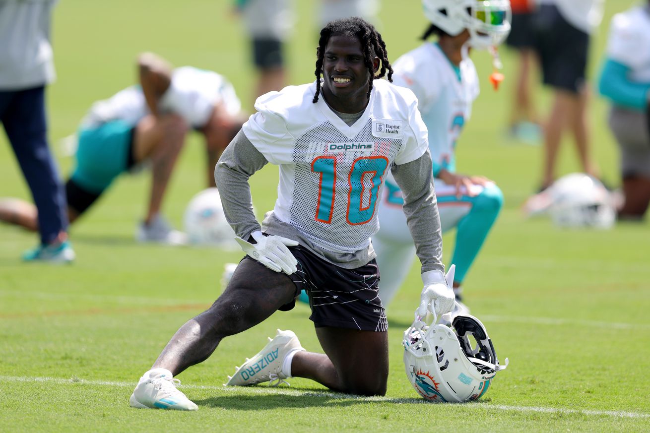 Miami Dolphins Tyreek Hill has eyes set on NFL history and becoming the league’s first 2,000-yard wide receiver