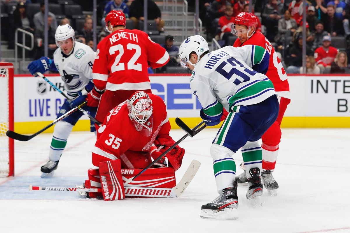 NHL: Vancouver Canucks at Detroit Red Wings