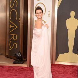 Penelope Cruz wears a baby pink dress by Giambattista Valli, found at Saks Fifth Avenue at Fashion Show.