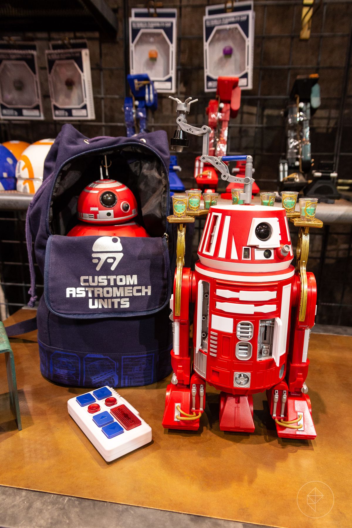 droid customization of BB and R2 units at Star Wars Celebration Chicago