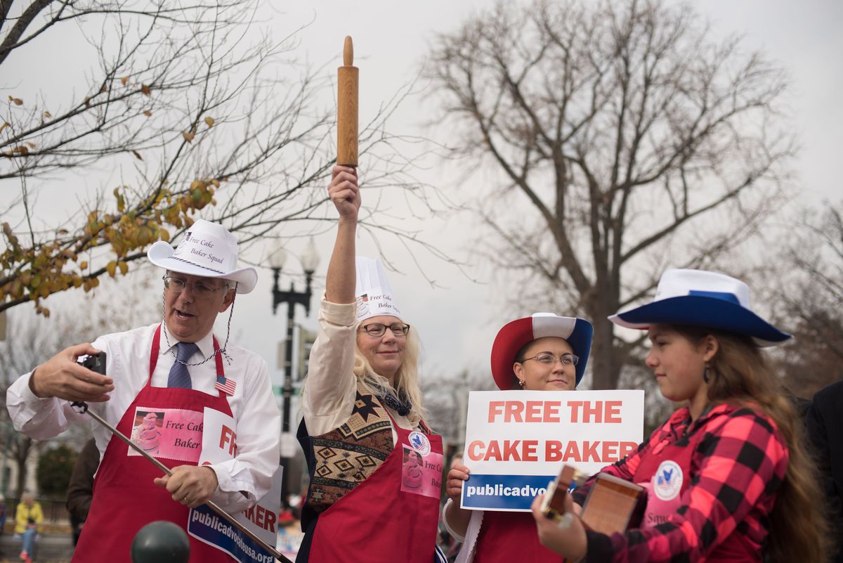 Pro-Masterpiece Cakeshop protesters at the Supreme Court.