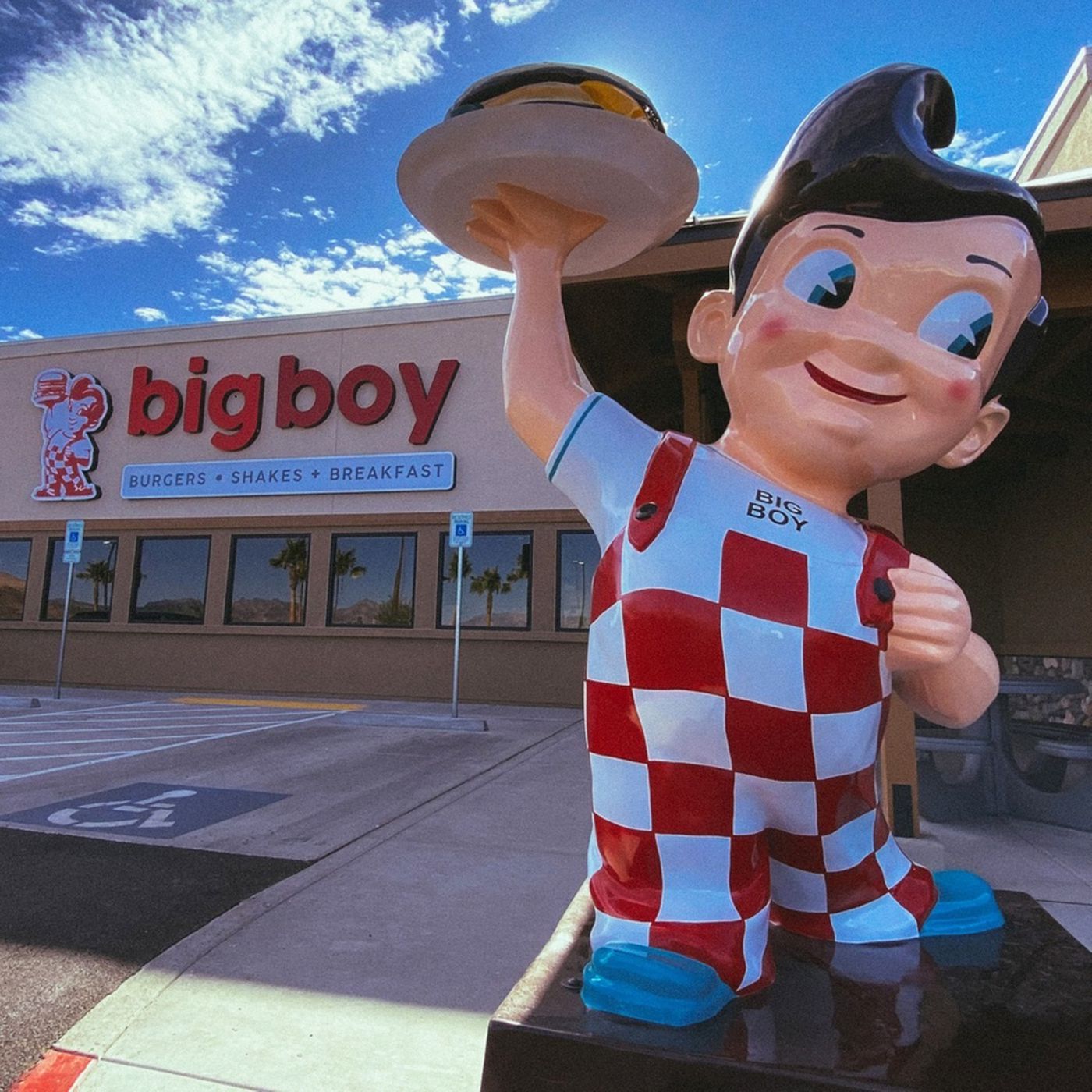 Big Boy returns to Nevada with classic burgers and shakes - Eater Vegas