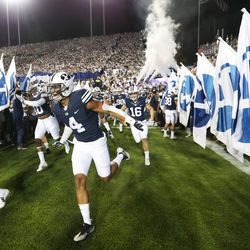 Brigham Young Cougars linebacker Fred Warner (4) takes the field  in Provo on Saturday, Sept. 17, 2016.
