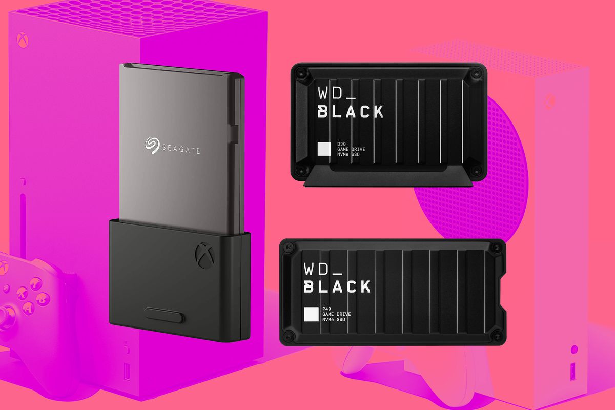 An illustration containing three storage options for Xbox Series X: the official Seagate expansion card, the WD_Black D30, and the WD_Black P40. The Xbox Series X and Series S consoles are in the background.
