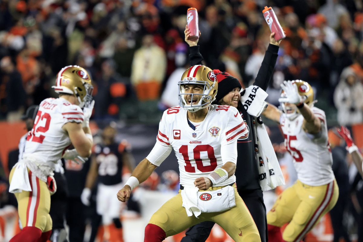 49ers grades: Jimmy Garoppolo goes perfect on a game-winning drive over the  Bengals - Niners Nation