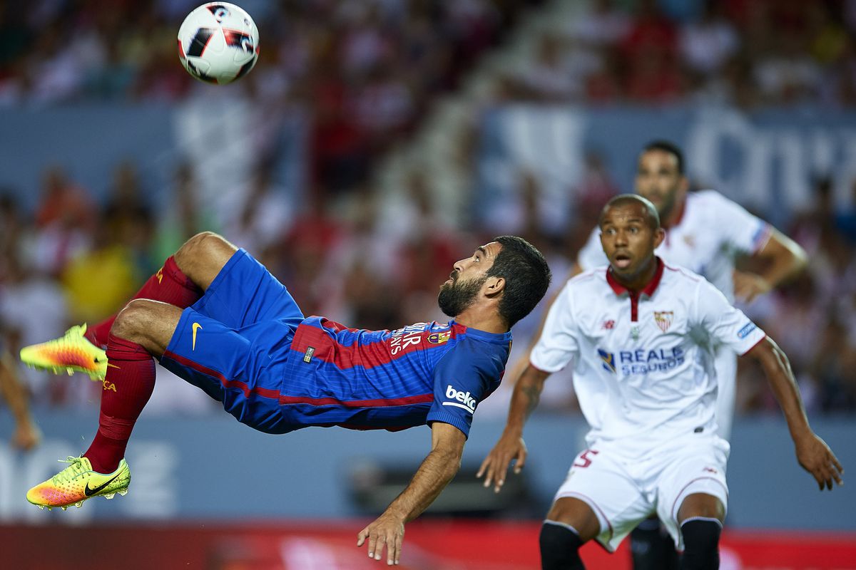 Sevilla FC vs FC Barcelona - Spanish Super Cup Final 1st Leg