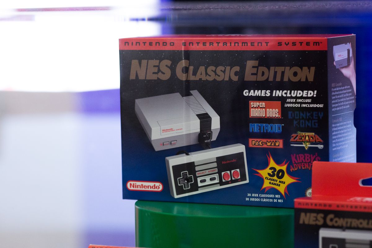NES Classic Edition SDCC photos