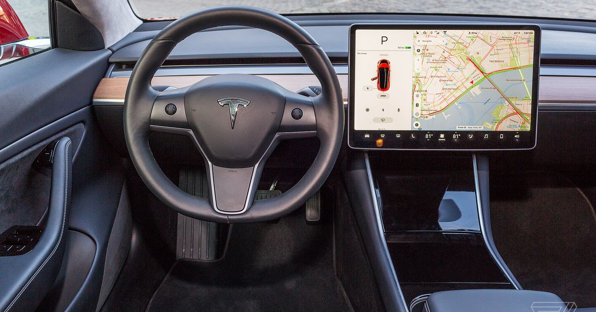 The auto industry is distancing itself from Tesla in response to new crash repor..