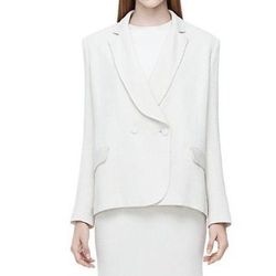 The <a href="http://www.theory.com/Jousse-Fyoda-Jacket/D09TT105,default,pd.html">Theyskensʹ Theory
Jousse Jacket in Stucco</a>, $795