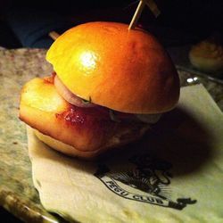 Diver scallop mini burger from the Pegu Club by <a href="http://www.flickr.com/photos/foodforfel/8216718667/in/pool-eater/">foodforfel</a>