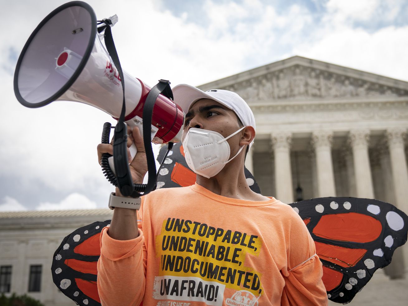 The Supreme Court Kept Daca Alive For Now Dreamers Still Face A