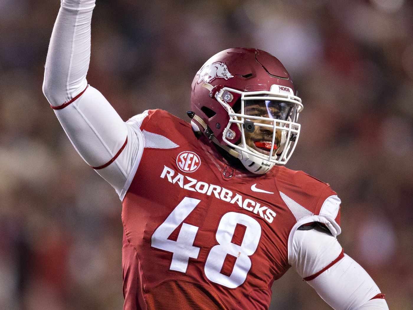 NFL Draft Update: Arkansas' Deatrich Wise Jr Picked By New England ...