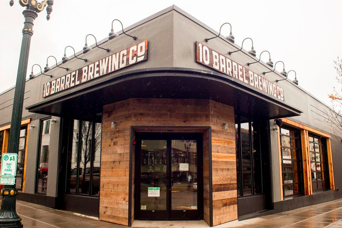 10 Barrel Brewing Co. in the Pearl District