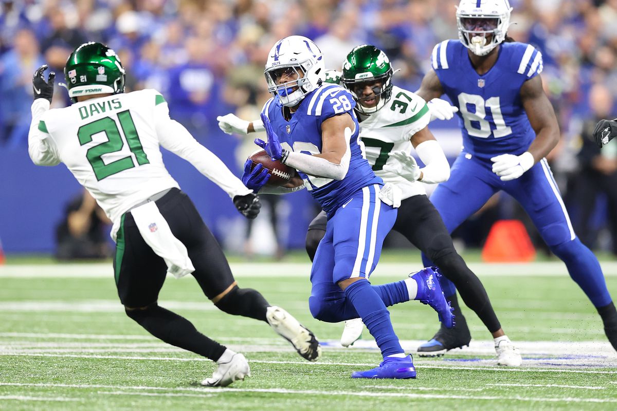 Jonathan Taylor #28 of the Indianapolis Colts against the New York Jets at Lucas Oil Stadium on November 04, 2021 in Indianapolis, Indiana.