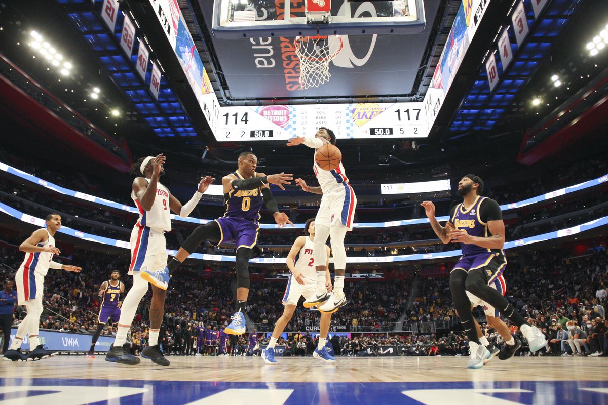 Los Angeles Lakers v Detroit Pistons