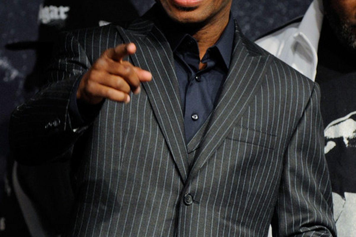 Shane Mosley wasn't all smiles after a twelve round draw against Sergio Mora. (Photo by Ethan Miller/Getty Images)