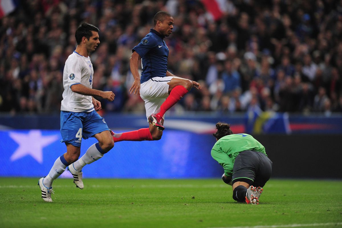 Loic Remy climbing invisible stairs.