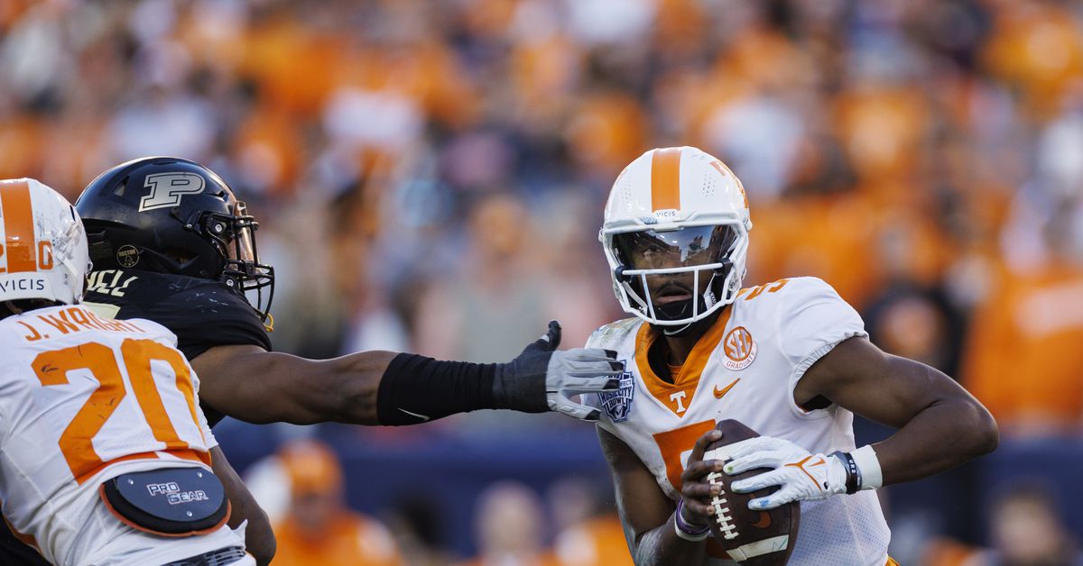 Florida vs. Tennessee: Can the Gators slow down the high-flying Vols?