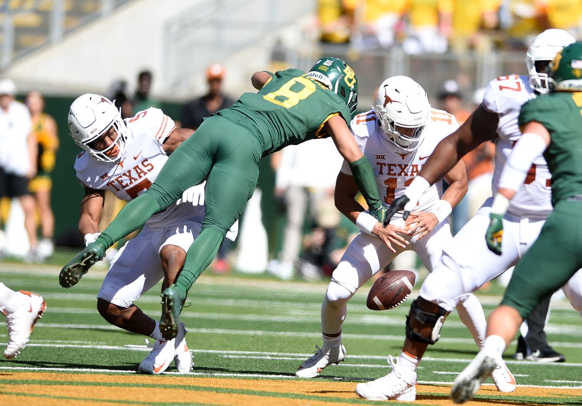 COLLEGE FOOTBALL: OCT 30 Texas at Baylor