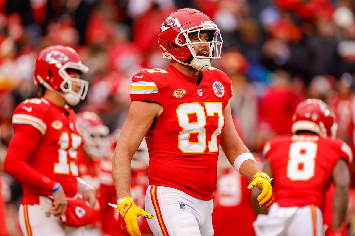 Travis Kelce of the Kansas City Chiefs takes part in pregame warmups prior to the game against the Cincinnati Bengals at GEHA Field at Arrowhead Stadium on December 31, 2023 in Kansas City, Missouri.