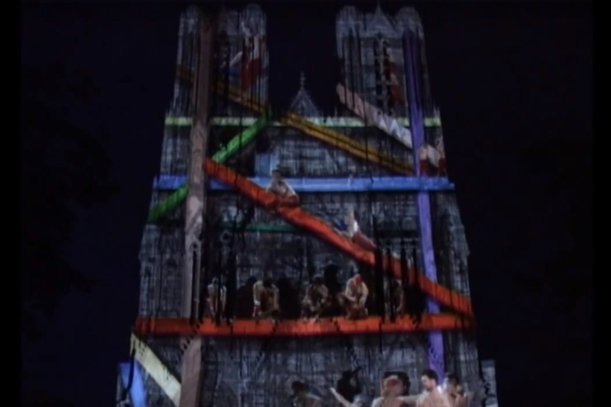 Reims cathedral light show