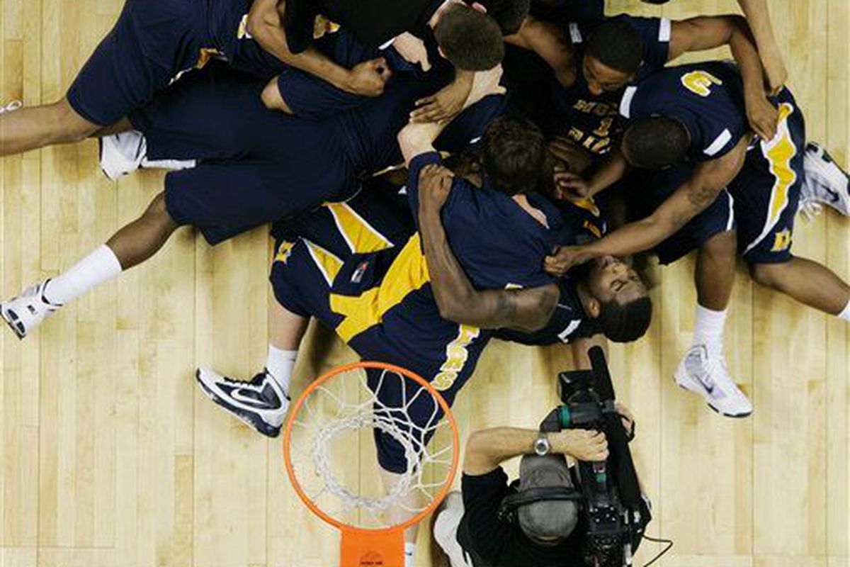 Murray St. pulled off one of yesterday's major upsets, of the buzzer beater variety (Photo Credit: AP Photo/Marcio Jose Sanchez <a href="http://scores.espn.go.com/ncb/photos?gameId=300770238&photoId=526928" target="new">via WWL</a>)