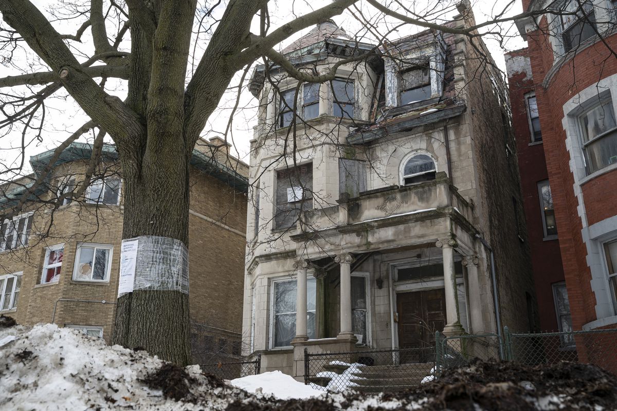 One of the last remaining Phyllis Wheatley Homes in Chicago, named after a formerly enslaved woman who became one of the first women to be a published poet in 1773, sits at 5128 S. Michigan Ave. in Washington Park, Tuesday, Feb. 23, 2021. | Anthony Vazquez/Sun-Times