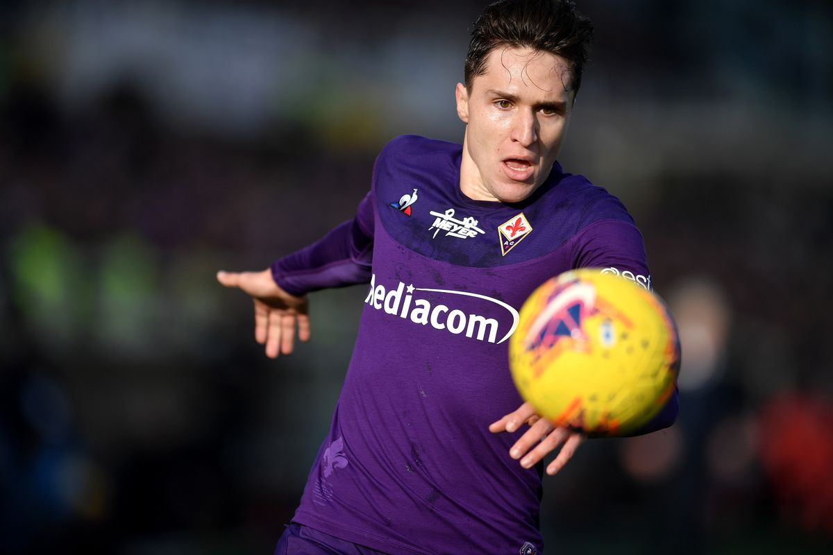 Federico Chiesa of Fiorentina in action during the football...