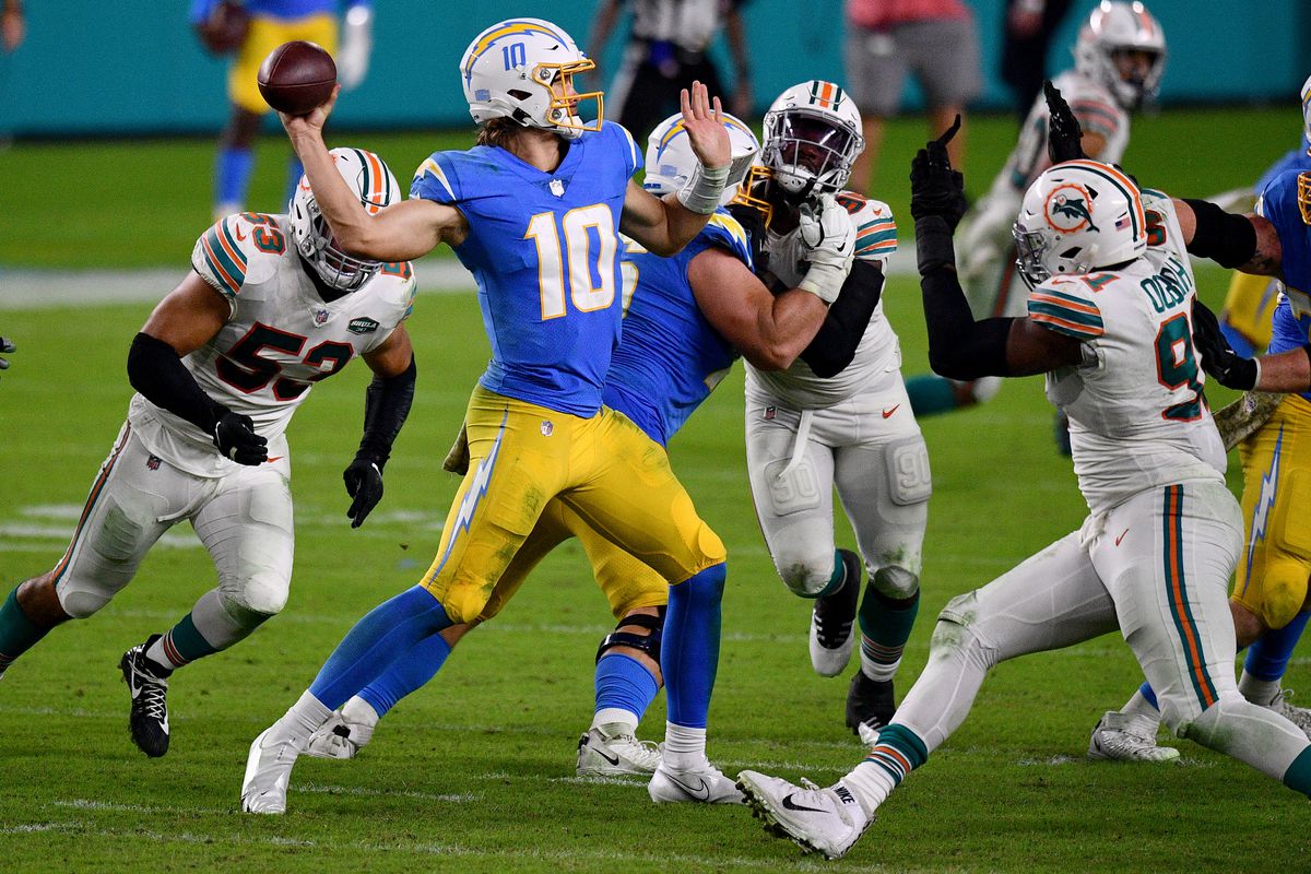 Los Angeles Chargers v Miami Dolphins