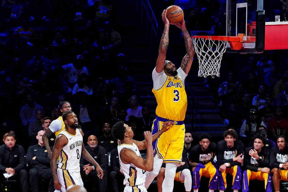 NBA: In Season Tournament-New Orleans Pelicans at Los Angeles Lakers