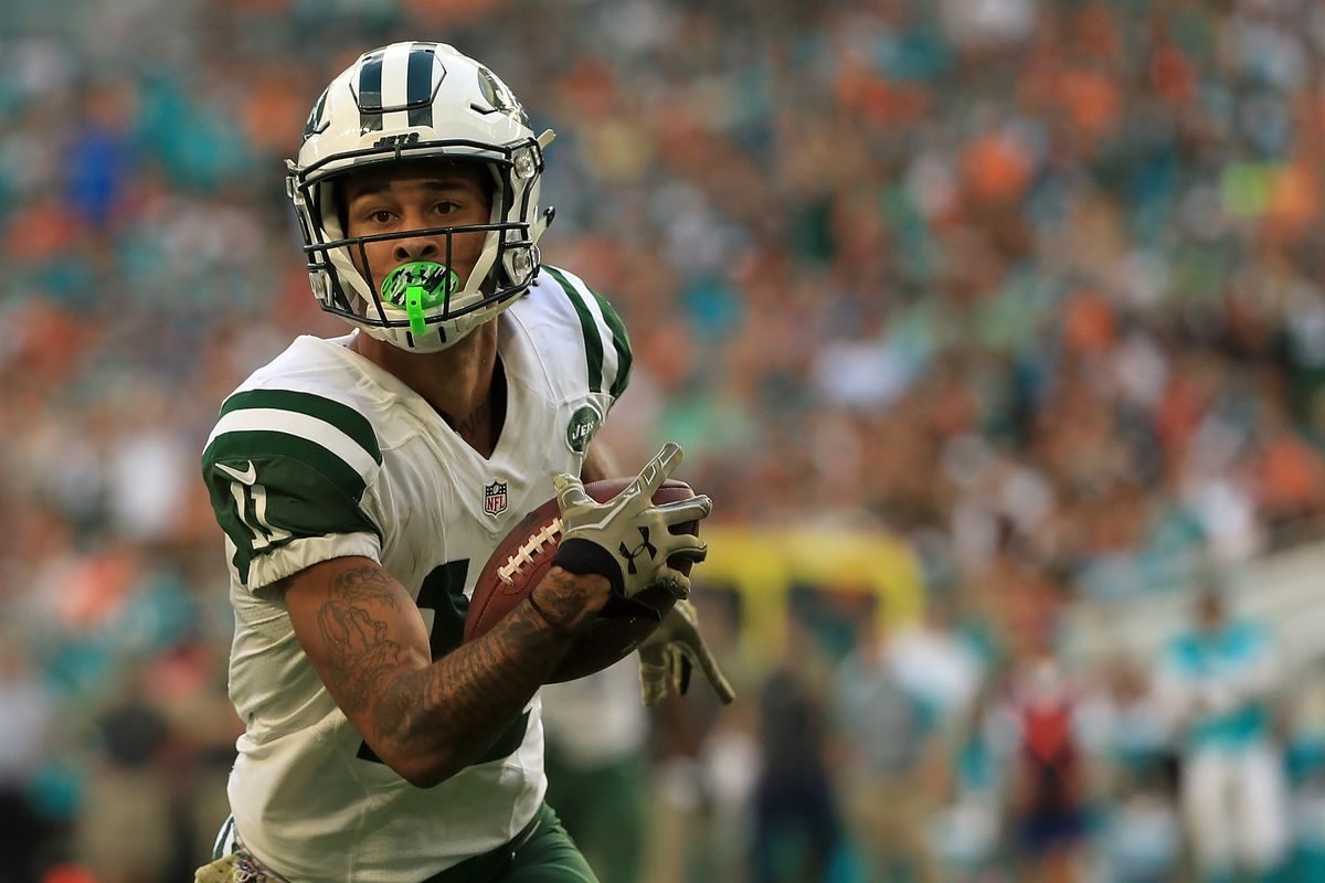 Robby Anderson of the New York Jets makes a catch during a game against the Miami Dolphins at Hard Rock Stadium on November 6, 2016 in Miami Gardens, Florida.