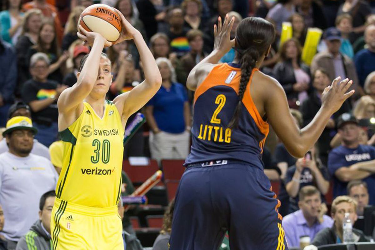Breanna Stewart dominated at all facets of the game in the Storm victory.
