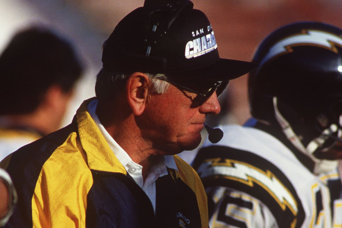 Bill Arnsparger as an assistant with the Chargers.