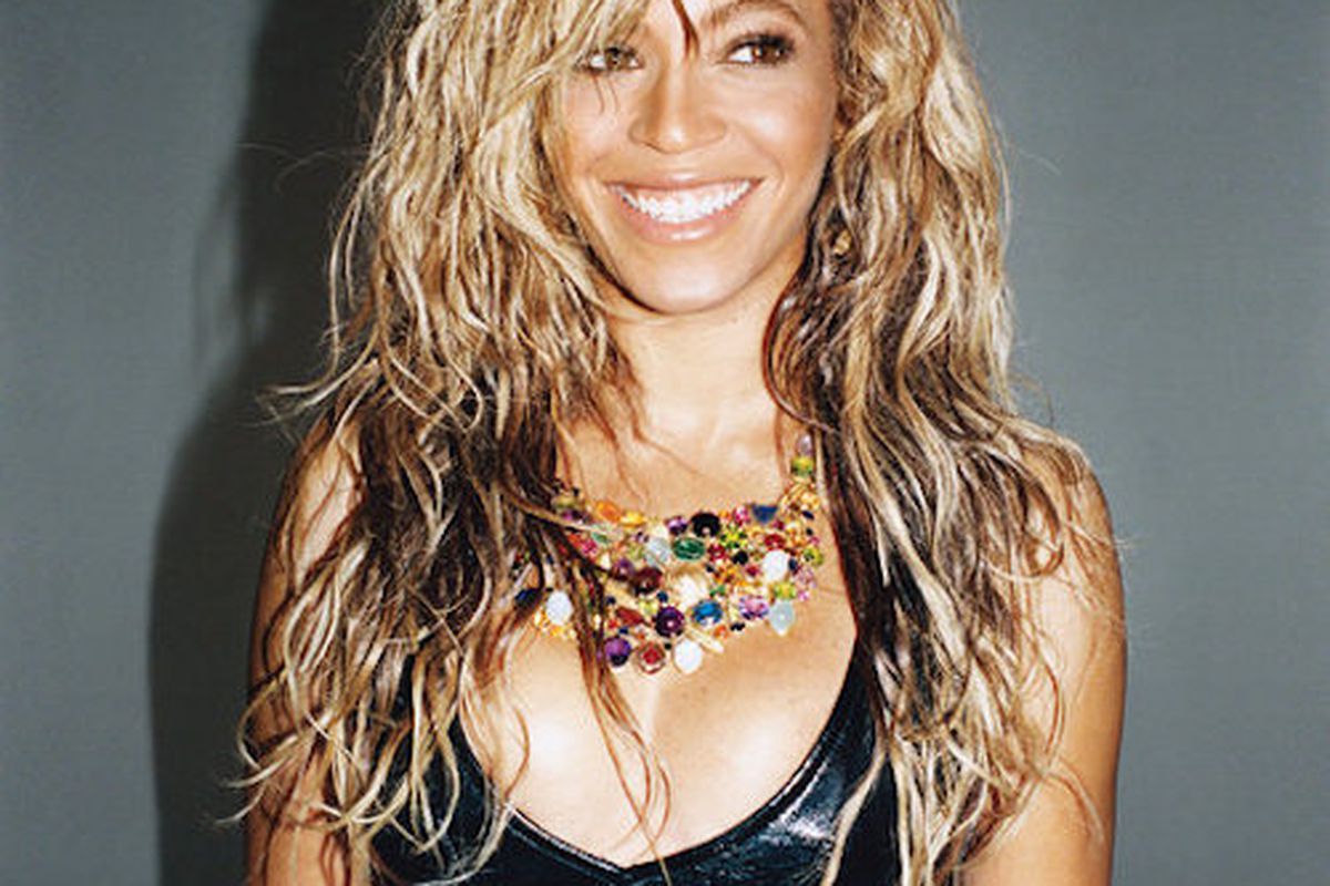 She can do no wrong. Images via <a href="http://tmagazine.blogs.nytimes.com/2014/06/03/beyonce-the-woman-on-top-of-the-world/">T Magazine</a>